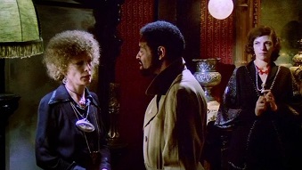 City-of-the-Living-Dead-Cop-12